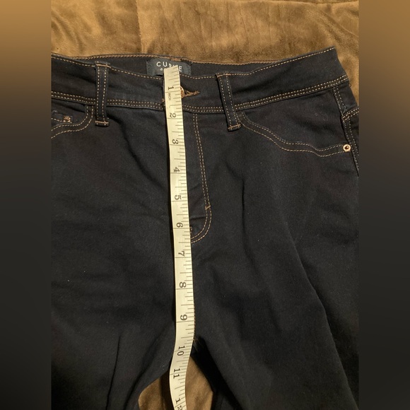 Curve Appeal brand, size 8/29, dark denim capris, stretchy and comfortable - Picture 3 of 12